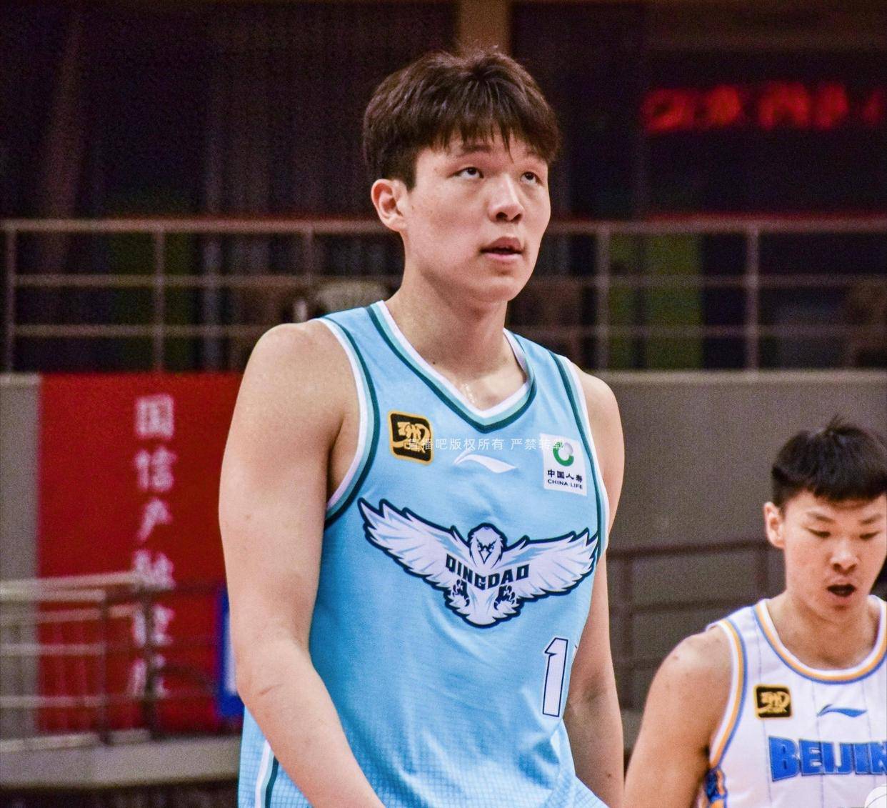 爱游戏网页关于Ming新星战术调整表现突出，RNG前途光明！引发球迷热议的信息