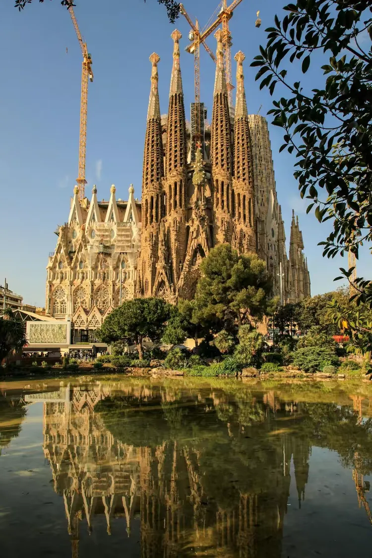 爱游戏登入社区盾窗口期走向成谜；瓦伦西亚刷新队史纪录；震撼外界；心理建设被强调的简单介绍