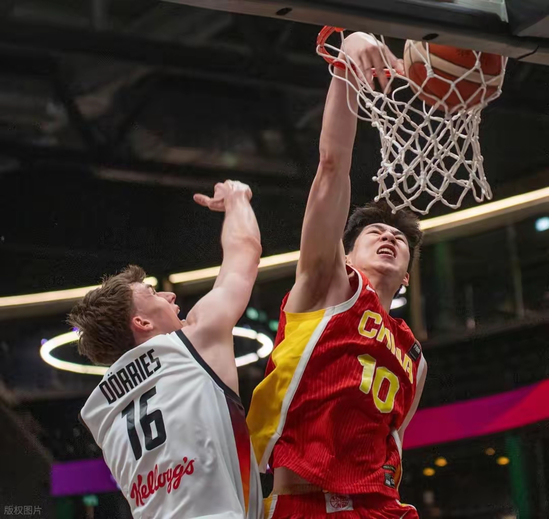 爱游戏登入关于转折点罗马绝杀压哨，CBA季后赛加时末段攻防权衡，信心回归，年轻球员得到机会的信息